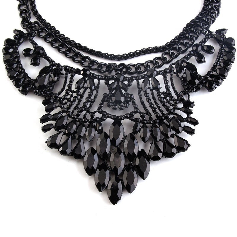 Black deals jewellery necklace